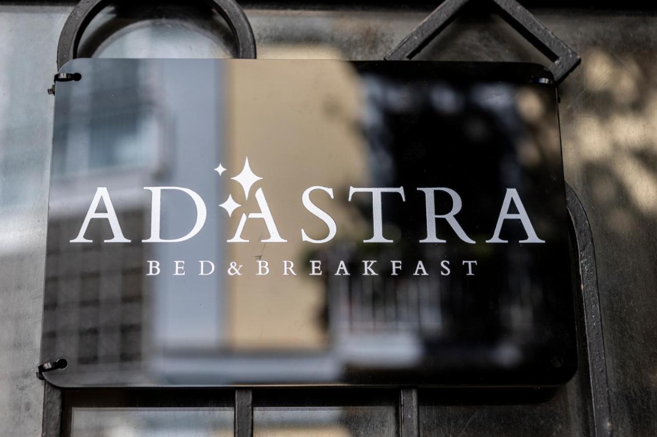 Adastra * Neapel